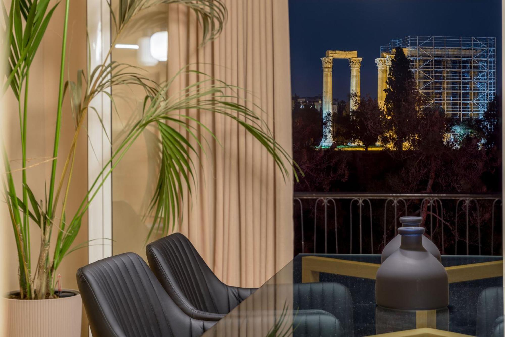 Stylish Flat Overlooking The Temple Of Zeus * Athens
