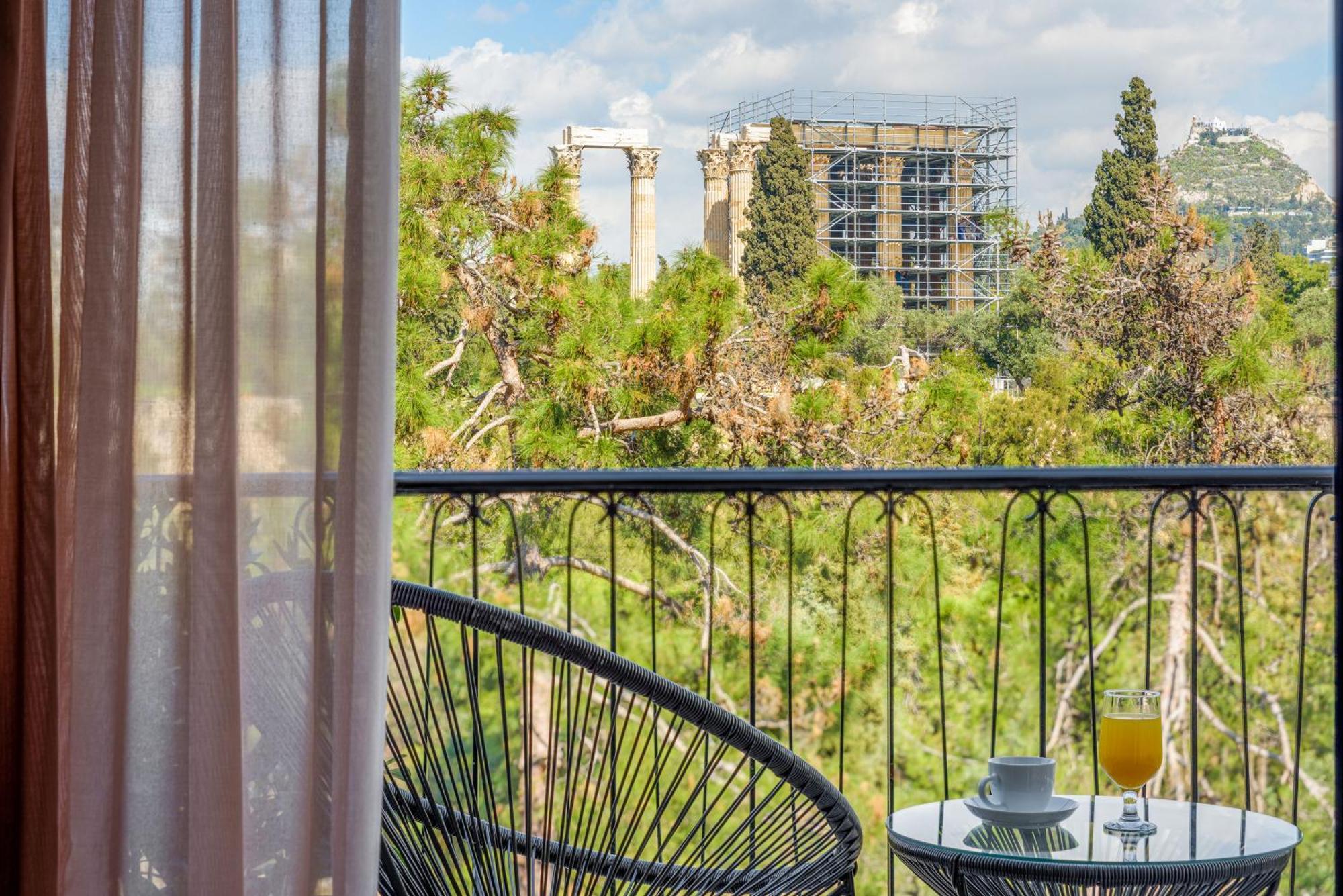 Stylish Flat Overlooking The Temple Of Zeus * Athens